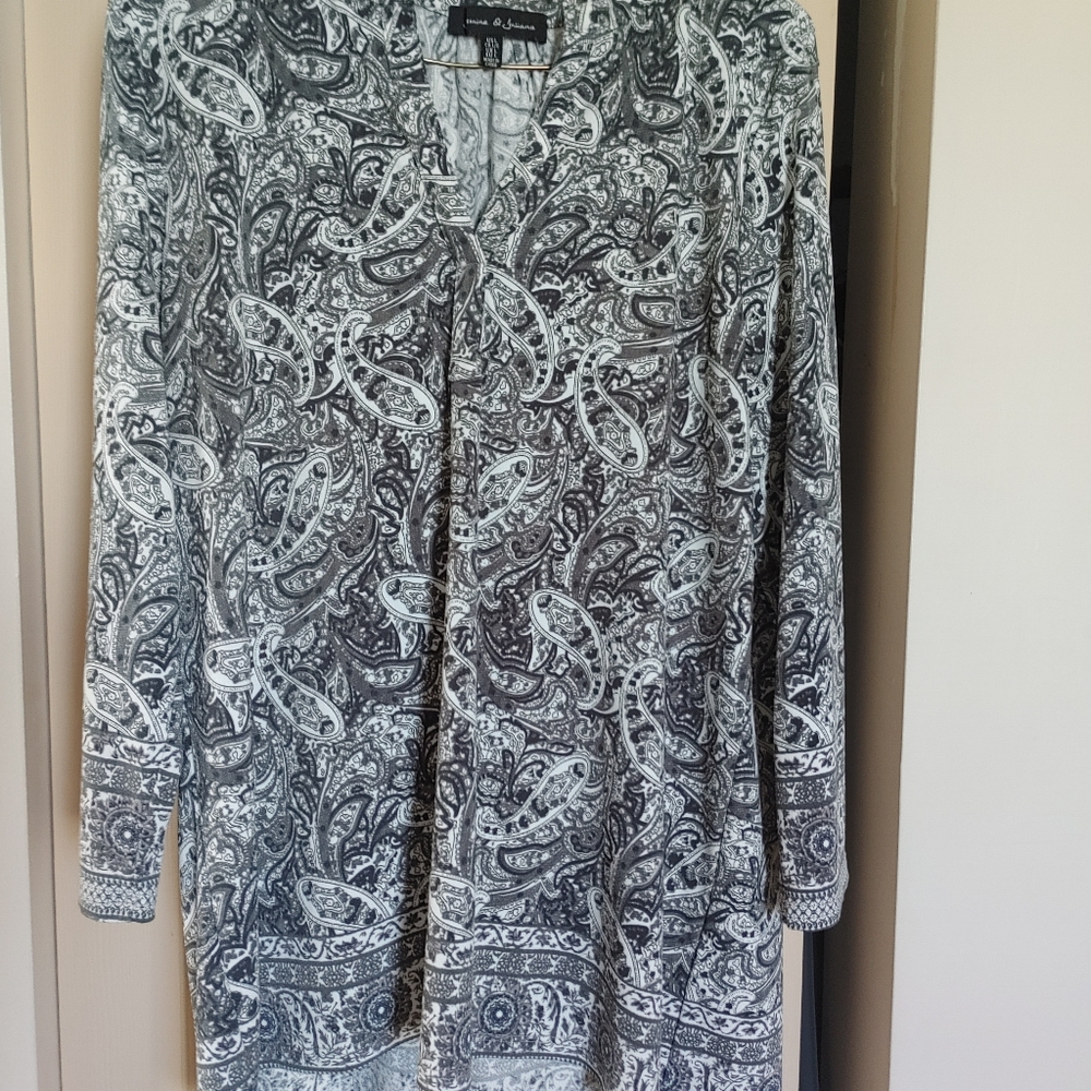Long sleeve top